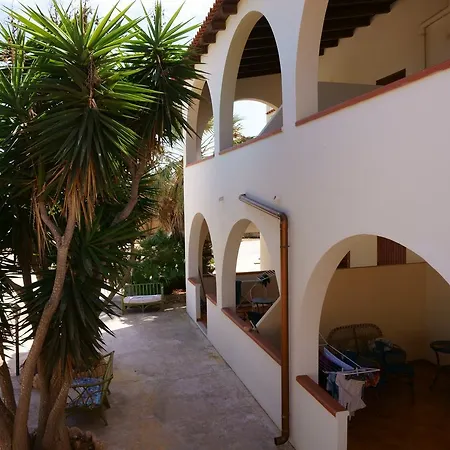 Il Veliero Blu Aparthotel *